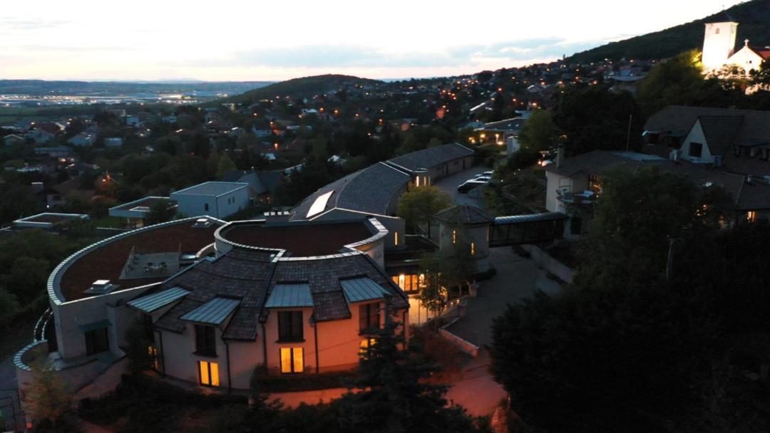 Hotel Zlaty Klucik - Golden Key With Luxury Spa Νίτρα Εξωτερικό φωτογραφία