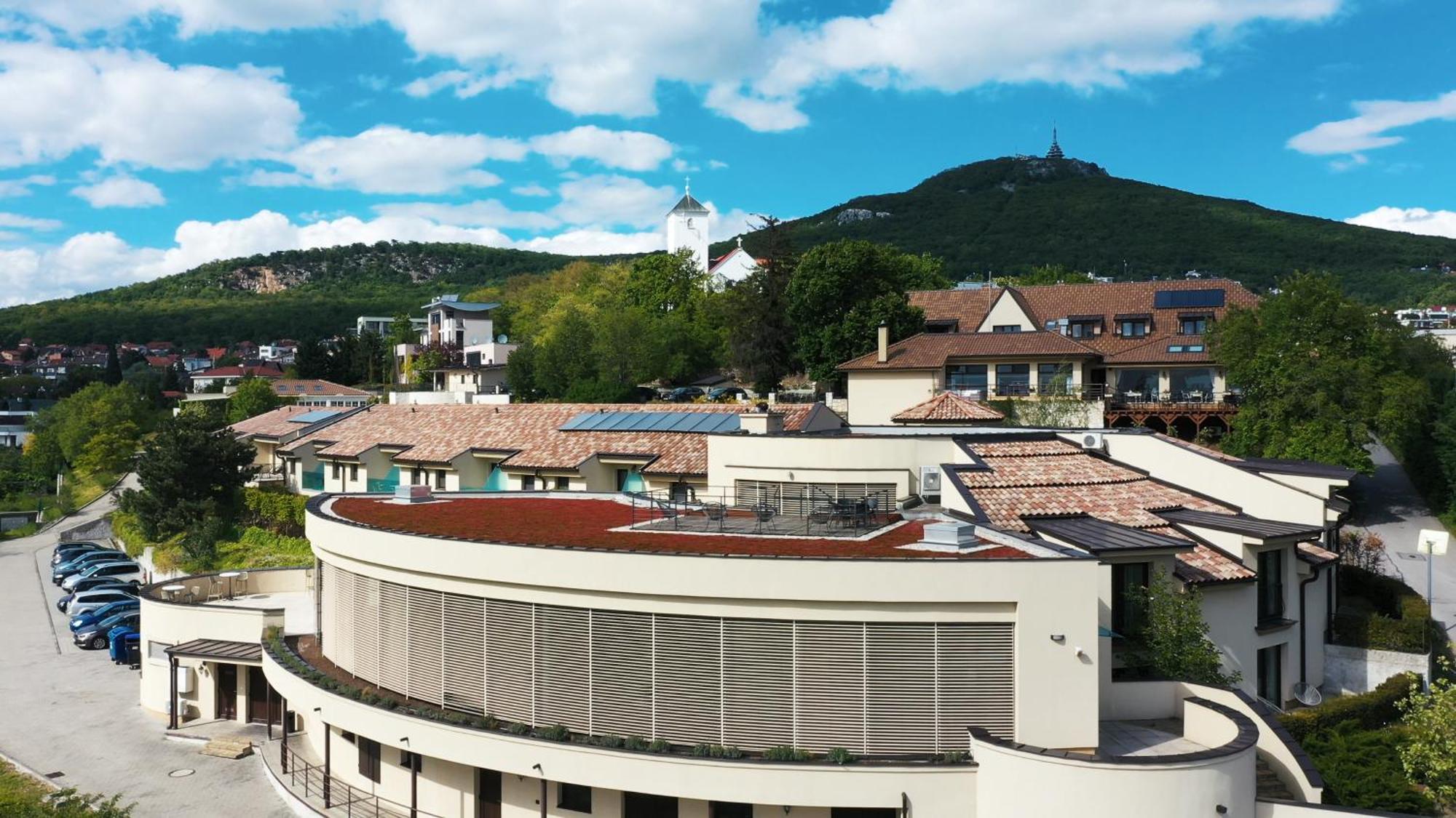 Hotel Zlaty Klucik - Golden Key With Luxury Spa Νίτρα Εξωτερικό φωτογραφία